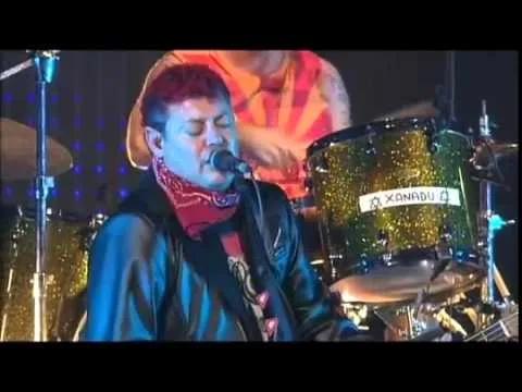 Xutos & Pontapés – Desemprego (Circo de feras ao vivo no campo pequeno)